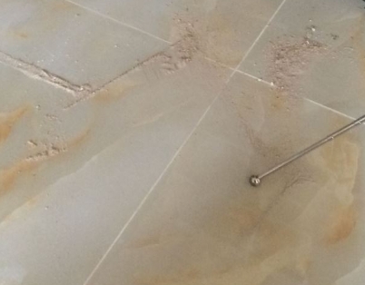 西双版瓷砖空鼓维修公司分享粘合剂选择不当在瓷砖铺贴过程中可能导致以下问题